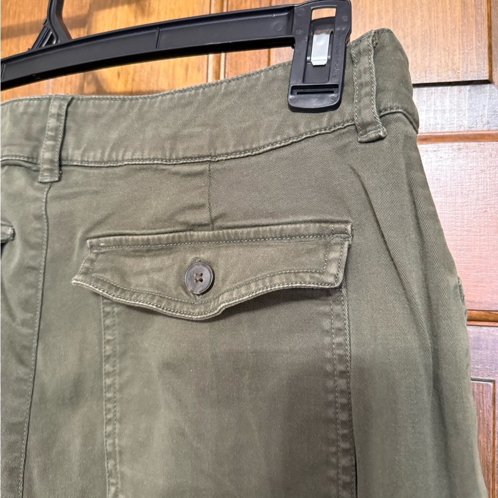 Universal Thread Olive Cropped Straight Pants - image 5